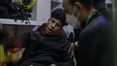 عمّار حمدي يطير إلى النمسا لإجراء عملية الرباط الصليبي