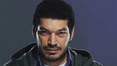  الموت يفجع باسم سمرة بوفاة أحد أقاربه