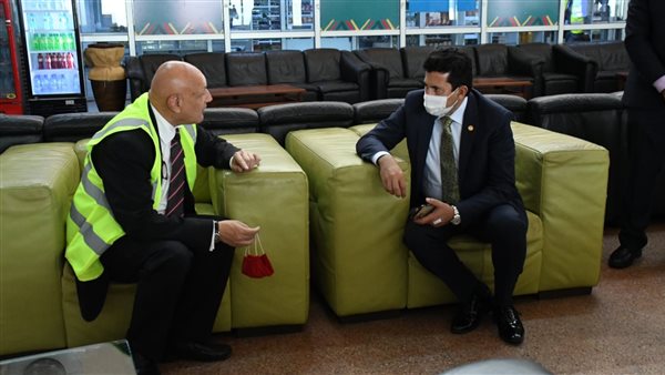 وزير الرياضة والسفير