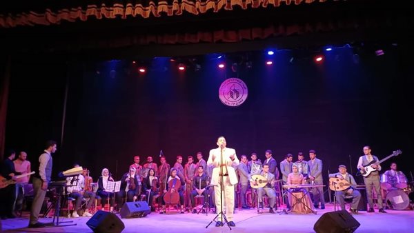 جانب من الحفل 