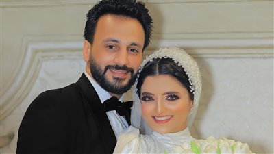  قمر كان لازم أتجوزه.. البلوجر أحلام عادل تشارك متابعيها فرحة عقد قرانها بعد خطبة 45 يومًا | فيديوجراف 