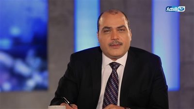 محمد الباز يكشف أهداف البنك المركزي من قرار تغيير قواعد الاستيراد 