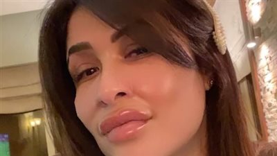 يا رب يبقى فلتر.. تساؤلات جمهور ياسمين عبد العزيز حول خضوعها لعملية تجميل