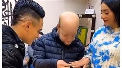 اشتروا الشبكة والخطوبة قريب.. حسام بوجي يلتقي بـ شريكة حياته | فيديوجراف