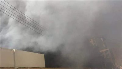 انقلاب سيارة مواد ملتهبة بالطريق الإقليمي.. والحماية المدنية تدفع بـ3 سيارات إطفاء 