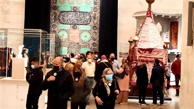  في أول أيام الإجازة.. توافد أكثر من 4700 زائر إلى المتحف القومي للحضارة المصرية