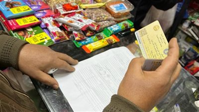 تغريم 4 محال تجارية 7 آلاف جنيه ورفع 60 حالة إشغال بوسط الإسكندرية 