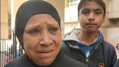 بعد الحكم بالإعدام للمتهمين.. والدة شهيد الغدر بطنطا: ربنا جابلي حق ابني | بث مباشر