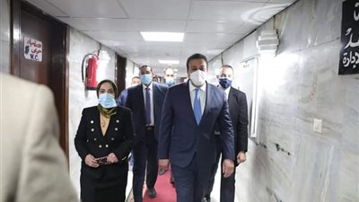 وزير التعليم العالي يتفقد أعمال التجديدات بمعهد تيودور بلهارس والمستشفى التابع له