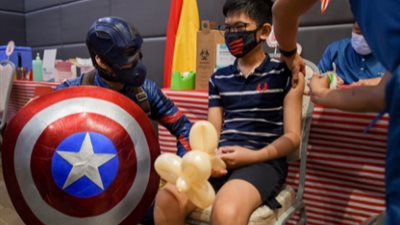 الفلبين تستعين بالأبطال الخارقين لتطعيم الأطفال ضد فيروس كورونا