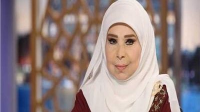مديحة حمدي: عمري ما فكرت أخلع حجابي.. إحنا مش هنهزر مع ربنا ده فرض 