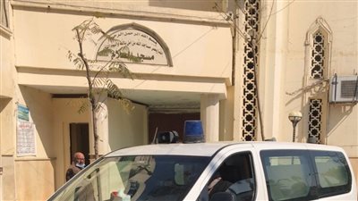 وصول جثمان جرير منصور لمسجد السلام استعدادًا لصلاة الجنازة عليه