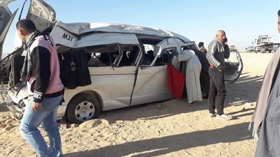 قنا الجامعي يستقبل 7 مصابين في انقلاب ميكروباص على الصحراوي الغربي │أسماء