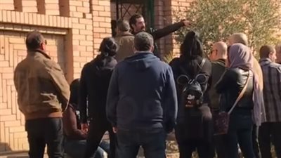 بحضور الأسرة والأصدقاء.. تشييع جثمان الفنان جرير منصور إلى مثواه الأخير | فيديو