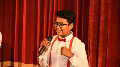 الفائز بجائزة السفير الثقافى الصغير للصين: والدتى اكتشفت موهبتى.. وشعرت بفرحة شديدة وفخر كبير