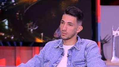 والد أبو الفتوح عن إمكانية رحيله للأهلي: الزمالك خيره علينا 