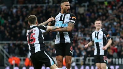 وست هام يفوز على واتفورد في الدوري الإنجليزي.. ونيوكاسل يسجل سقوط لامبارد الأول مع إيفرتون