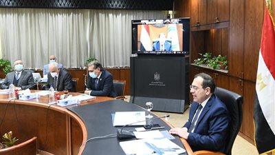 الملا: قطاع البترول يشارك بقوة في خطة الدولة لتنمية محافظات الصعيد