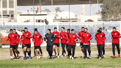 21 لاعبًا في قائمة البنك الأهلي لمواجهة بيراميدز بالدوري