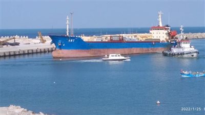 إغلاق ميناء العريش البحري لسوء الأحوال الجوية وسرعة الرياح 