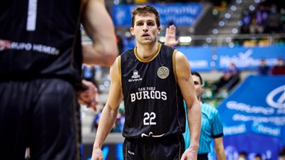 قائد بورجوس الإسباني لكرة السلة: مواجهة الزمالك حاسمة ونسعى لحصد لقب كأس العالم للأندية