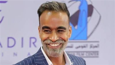 محمود الليثي يطلب الجمهور الدعاء لنجله: عايش على المحاليل بقاله 24 ساعة