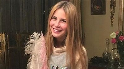 منة حسين فهمي عن سبب رفضها مجال التمثيل: مبعرفش ورفضت أيام السادات