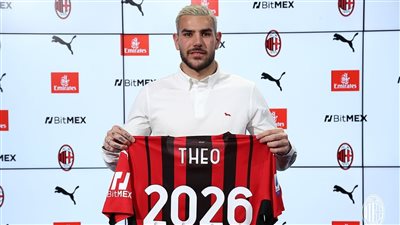 رسميًا.. ميلان يجدد عقد ثيو هيرنانديز حتى 2026