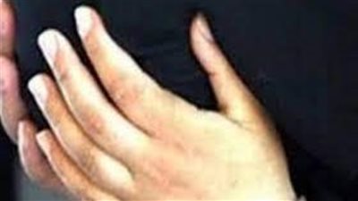 رحلة إلى الموت.. الطفلة الناجية من جريمة الأم تروي تفاصيل قتل شقيقتها: ركبنا القطر وماما قتلت أختي وعمو أنقذني