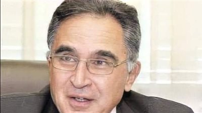 رئيس جامعة القاهرة ينعى الدكتور شريف عمر جراح الأورام