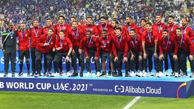 كلاكيت تالت مرة.. شاهد لحظات تتويج الأهلي ببرونزية مونديال الأندية بممر شرفي من تشيلسي| صور