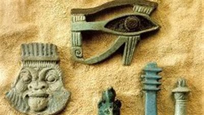  حجاب يحمى من الكوارث.. تعرف على أهمية التميمة في مصر القديمة 