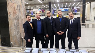 جمارك مطار القاهرة تضبط تهريب عدد من الهواتف المحمولة