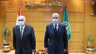 رئيس قضايا الدولة ومحافظ القليوبية يفتتحان الدورة التدريبية للعاملين بإدارات الشئون القانونية |صور