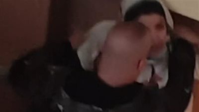 فتيات يتهمن صاحب دار أيتام بالاستعانة ببلطجية لطردهن والاعتداء عليهن بالضرب | بث مباشر