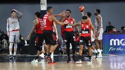 فلامنجو البرازيلي يتوج بكأس العالم للأندية لكرة السلة بعد الفوز على بورجوس