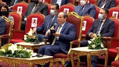 السيسي: القارة الإفريقية تطالب بفترة انتقالية لإعادة بناء ثرواتها