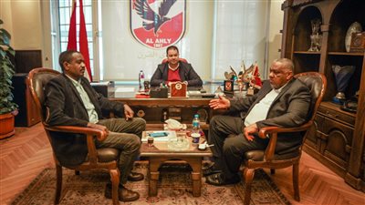 الأهلي يوافق على طلب المريخ السوداني ويستضيف مبارياته في دوري الأبطال