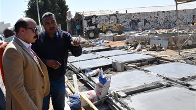 محافظ أسوان يتابع ميدانيًا مشروعات تطوير وتوسعة الكورنيش الجديد