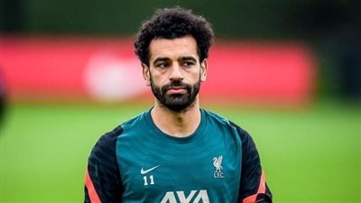بعد تسريب فيديو مفبرك له مع إحدى الفتيات.. محمد صلاح يتعرض لـ هجوم من الجمهور | فيديوجراف