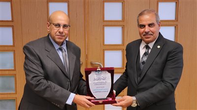 تعاون بين جامعتي الأزهر والنيل في مجال ريادة الأعمال واستثمار مخرجات البحث العلمي