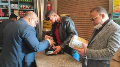 تحرير 35 محضرًا تموينيًا في مطاي بالمنيا