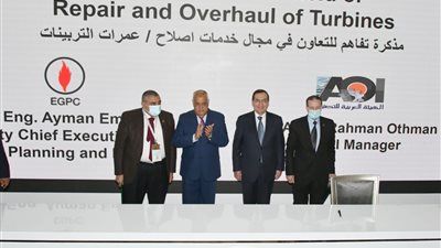 البترول: توقيع مذكرة تفاهم لتصنيع وعمرة وصيانة التوربينات