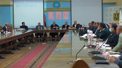 التعليم تعقد اجتماعًا لموجهي عموم مادة الدراسات الاجتماعية على مستوى الجمهورية