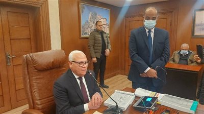 بنسبة نجاح 70.5 بالمائة.. محافظ بورسعيد يعتمد نتيجة امتحانات الشهادة الإعدادية | صور 