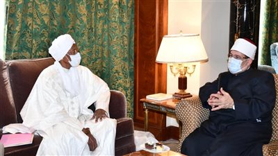 تدريب أئمتهم في مصر.. تفاصيل لقاء وزير الأوقاف مع مسؤولي الشأن الديني بتشاد وروسيا