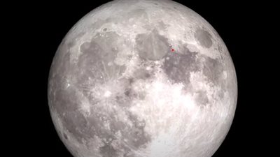 تسبق البدر.. القمر يدخل في طوره الرابع بإضاءة عالية