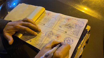 غرامات مالية ورفع إشغالات في حملة بحي وسط الإسكندرية