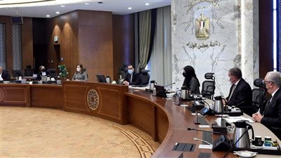رئيس الوزراء يؤكد أهمية النهوض بالصناعة الوطنية لتلبية احتياجات السوق المحلية والتصدير
