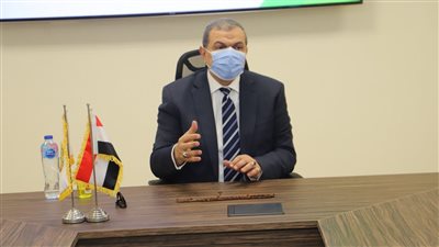 تمهيدًا لتعينهم..القوى العاملة: 28 متدربة يتعرفن على خطوط الإنتاج بشركة للملابس الجاهزة ببني سويف